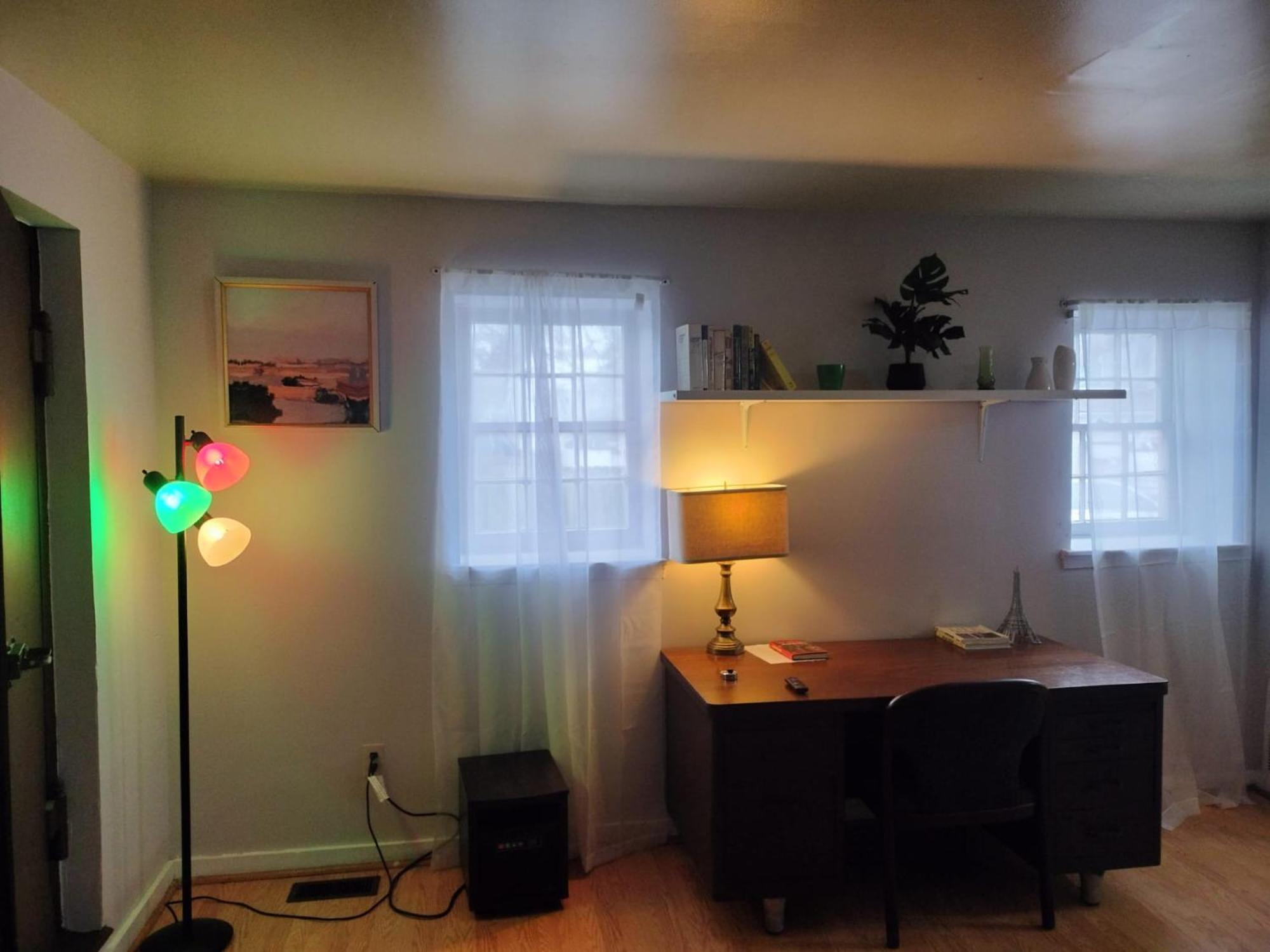 Studio In Downtown Фредерик Екстериор снимка